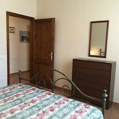 Toscana Tour - Agriturismo San Maurizio Anna Appartamento *