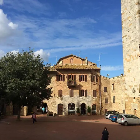 Toscana Tour - Agriturismo San Maurizio Anna